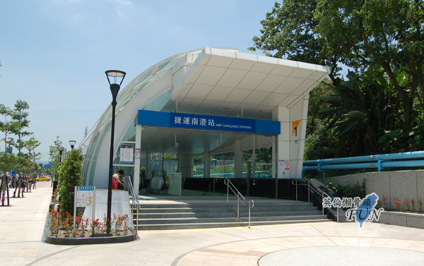 twmrt01.jpg twmrt01.jpg