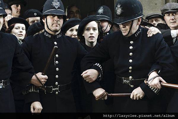 MV5BMjE3MjY1NDMzOV5BMl5BanBnXkFtZTcwMTE0NDIwNQ@@__V1__SX640_SY427_