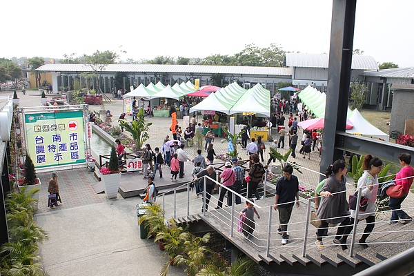 IMG_0294.jpg IMG_0294.jpg