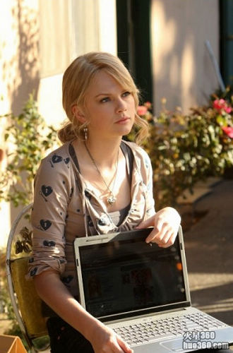 taylor-swift-csi-first-look-04.jpg taylor-swift-csi-first-look-04.jpg