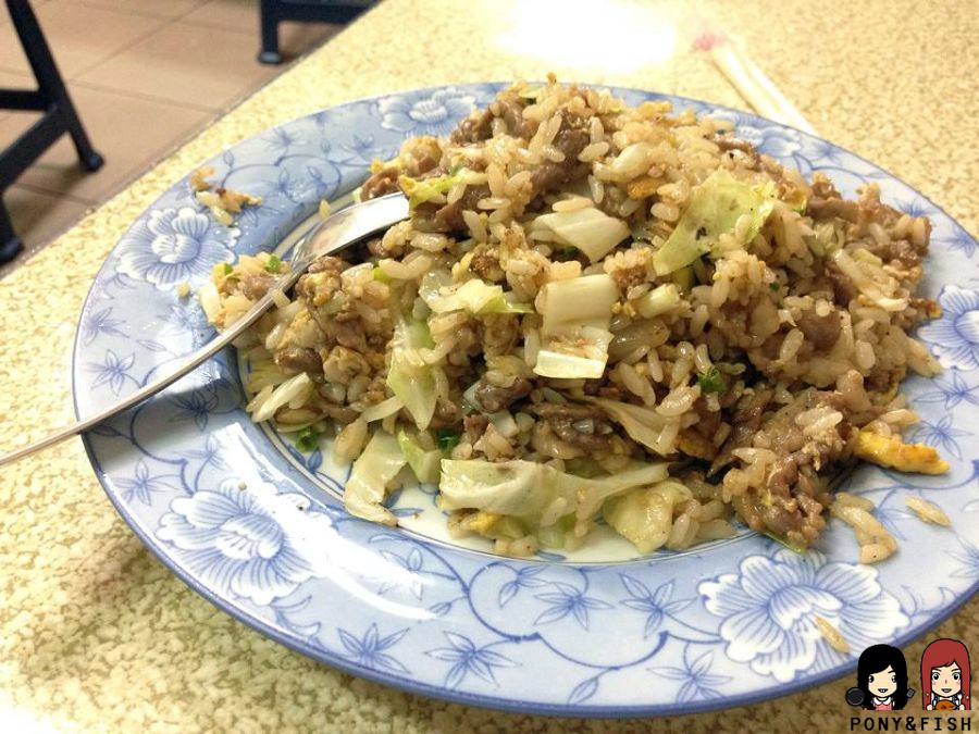 【食記】【高雄-前鎮】牛魔王牛排館(光華店) 師大夜市人氣美食。平價牛排 @ :: 痞客邦 ::