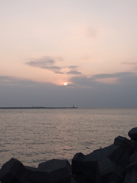 西子灣的夕陽... 溜得可真快啊...