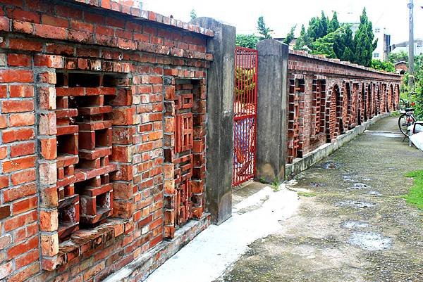 朴子-磚牆 070