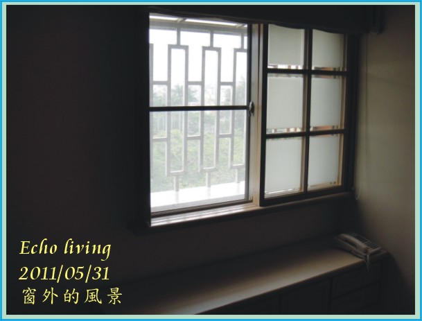 窗外01.jpg 窗外01.jpg