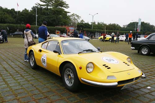 http://www.facebook.com/legendcar436