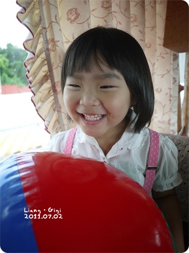 吐司妹每次都笑得自然又燦爛啊