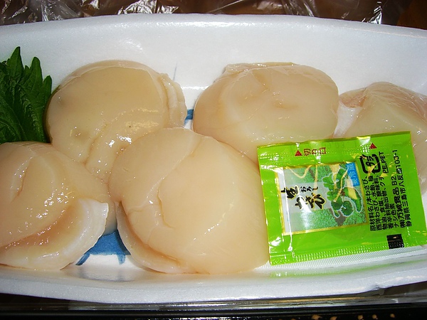 打完折不到日幣500的北海道大干貝六個.jpg 打完折不到日幣500的北海道大干貝六個.jpg