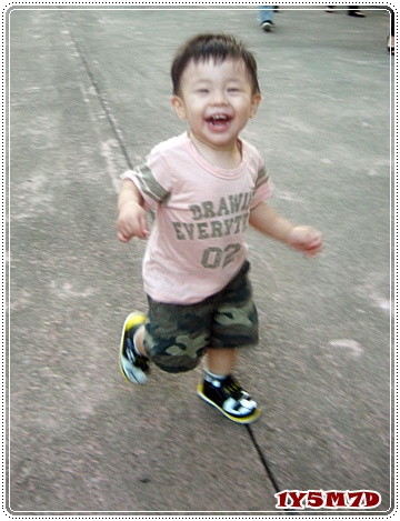 跑步1.jpg 跑步1.jpg