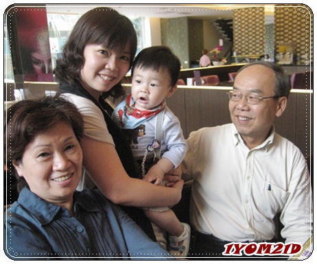 全家.jpg 全家.jpg