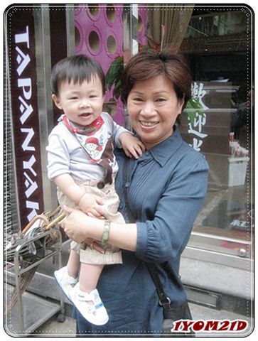 和外婆.jpg 和外婆.jpg