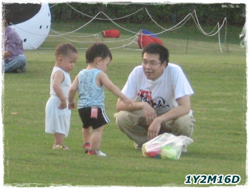 草地3.jpg 草地3.jpg