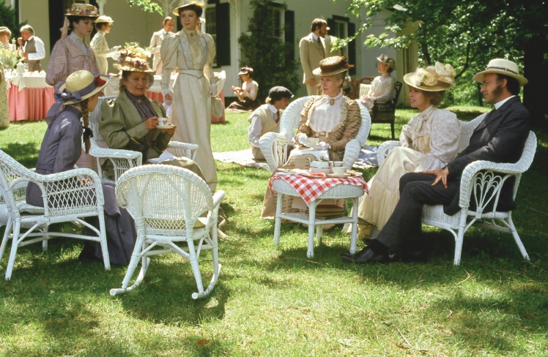 Strawberry_Social_lrg.jpg Strawberry_Social_lrg.jpg