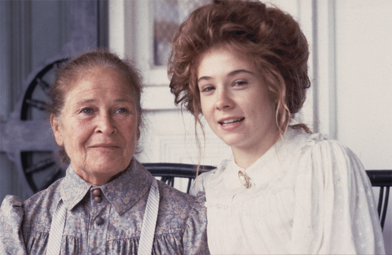 anne_marilla.gif anne_marilla.gif