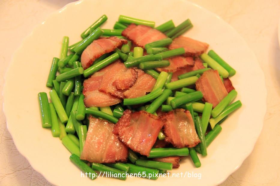 莉莉安的私房菜.....蒜苔腊肉 莉莉安的私房菜.....蒜苔腊肉