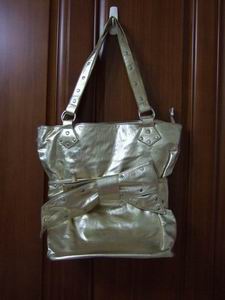 08.金色蝴蝶結側背包.JPG 08.金色蝴蝶結側背包.JPG