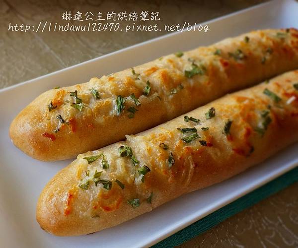 全麥起司香蔥麵包條-成品圖1 全麥起司香蔥麵包條-成品圖1