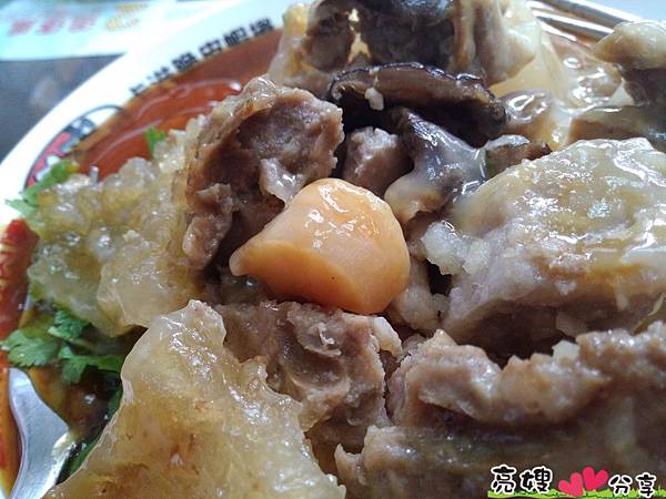 嘉義美食-巨無霸海鮮肉圓 