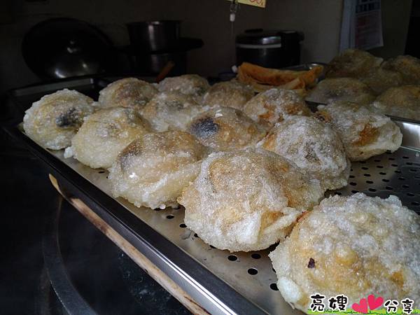 嘉義美食-巨無霸海鮮肉圓 