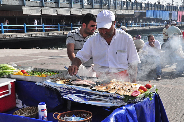 港口旁才有的鯖魚三明治