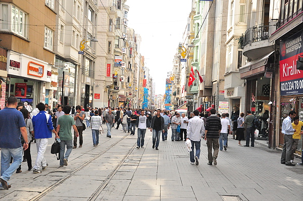 Taksim大道 滿滿的人 Taksim大道 滿滿的人