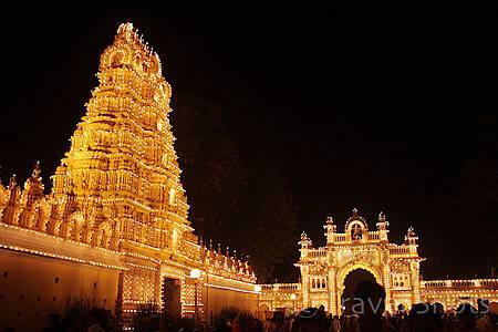 Maharajas-Palace-Mysore-2-1