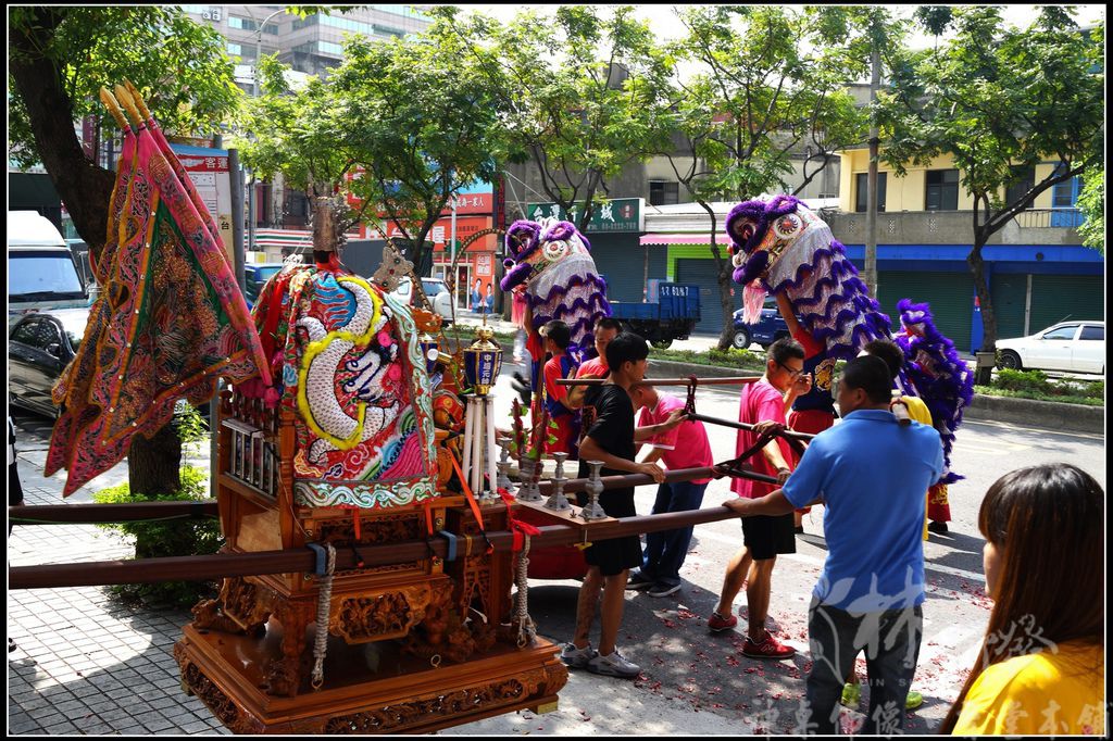 軟身黃神衣．軟身紅底龍袍