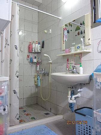 2012.03 042 2012.03 042