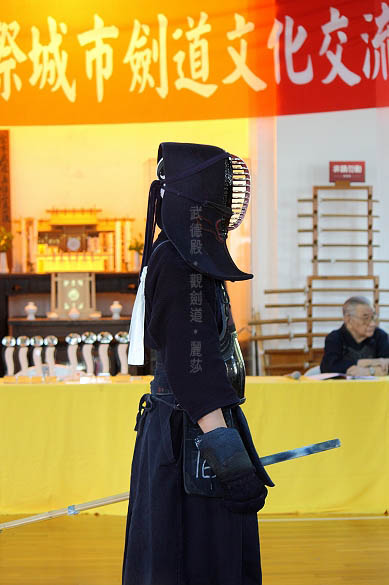 武德殿。觀劍道