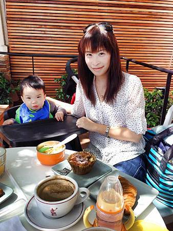 1383307_10152242957531865_6331023323254547532_n.jpg 1383307_10152242957531865_6331023323254547532_n.jpg