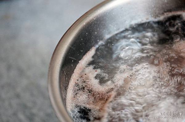 雞豬骨高湯流程-汆燙