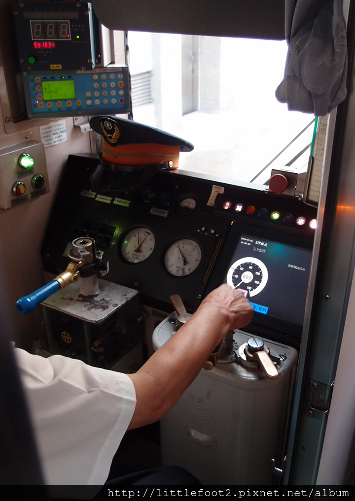 內灣線火車司機 內灣線火車司機