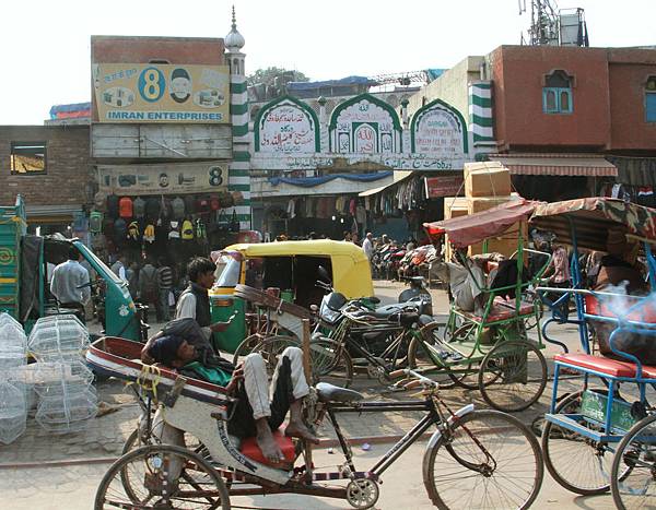 香料入口 香料入口