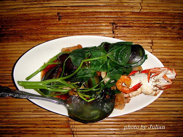 10The Lotus Garden (13)