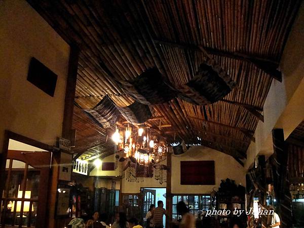 14The Lotus Garden (17) 14The Lotus Garden (17)