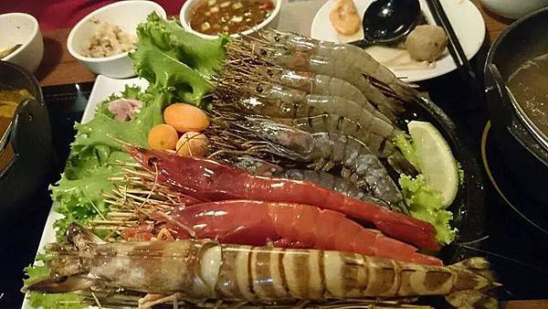 秋豆溢日式鍋物_四大蝦天王,巴掌大明蝦 秋豆溢日式鍋物_四大蝦天王,巴掌大明蝦