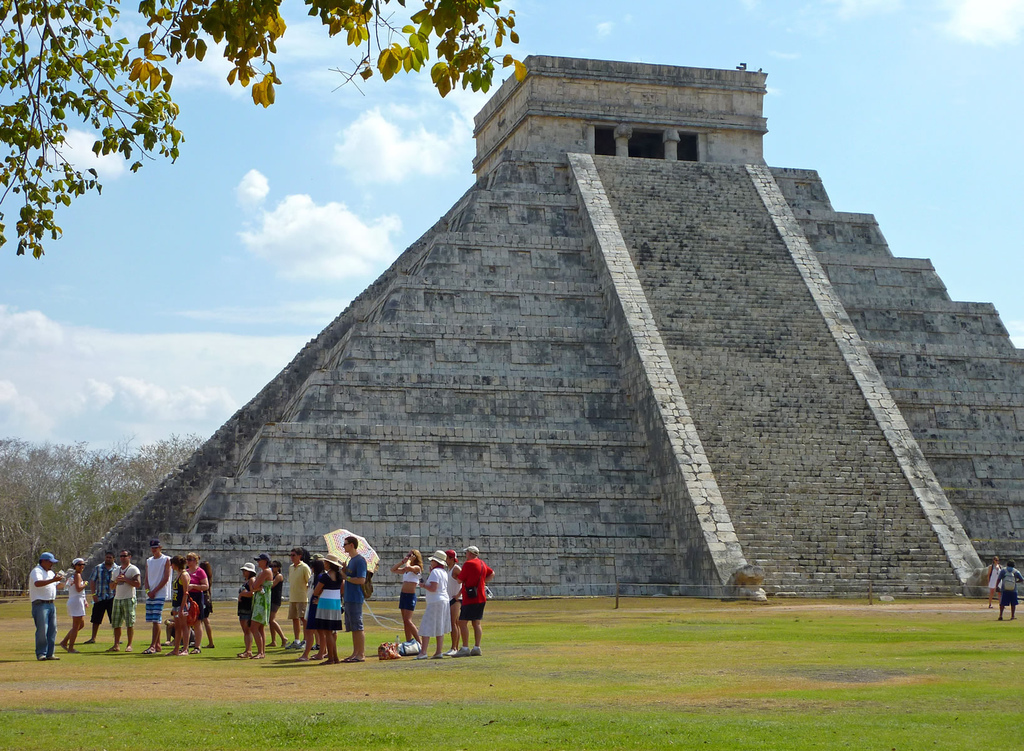 ChichenItzaTourGuide ChichenItzaTourGuide
