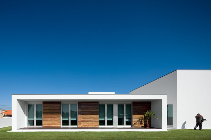 aradas-house-rvdm03 aradas-house-rvdm03