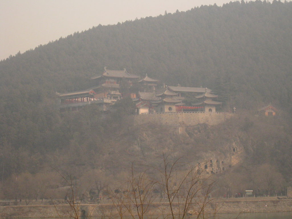 遠眺香山寺