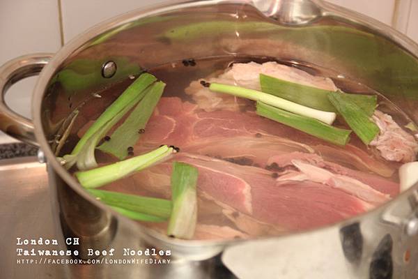 Taiwanese-Beef-Noodles_06