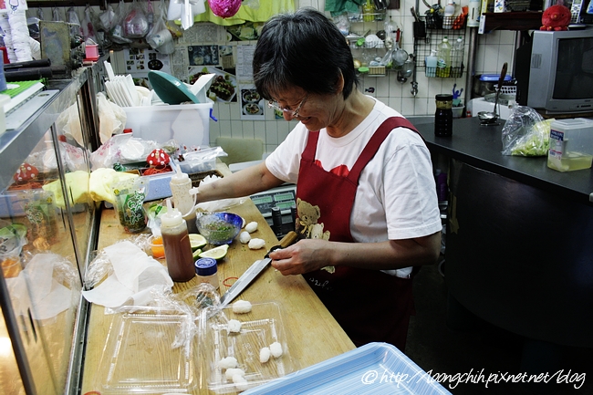 yangmama003a.jpg yangmama003a.jpg