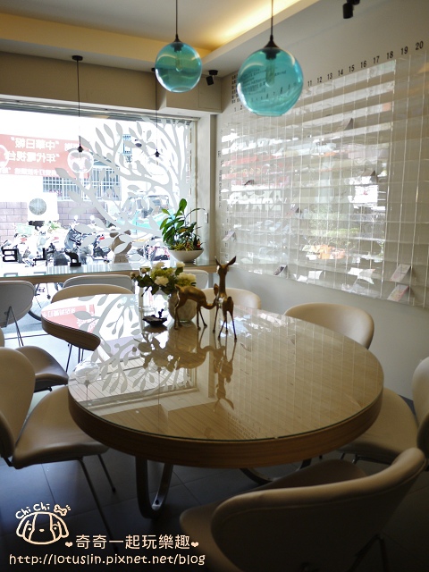 台南 L+B coffee 綠色咖啡館 老屋全日早午餐Brunch 愛心鬆餅下午茶 超時空明信片與未來有約 藝文展覽空間 台南 L+B coffee 綠色咖啡館 老屋全日早午餐Brunch 愛心鬆餅下午茶 超時空明信片與未來有約 藝文展覽空間