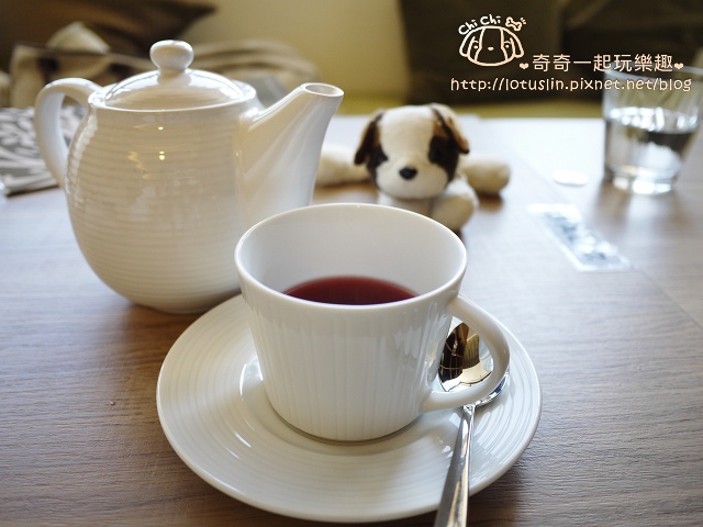 台南 L+B coffee 綠色咖啡館 老屋全日早午餐Brunch 愛心鬆餅下午茶 超時空明信片與未來有約 藝文展覽空間 台南 L+B coffee 綠色咖啡館 老屋全日早午餐Brunch 愛心鬆餅下午茶 超時空明信片與未來有約 藝文展覽空間