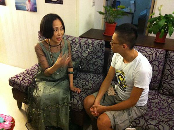 2012-06-24 16.48.08 (1) 2012-06-24 16.48.08 (1)