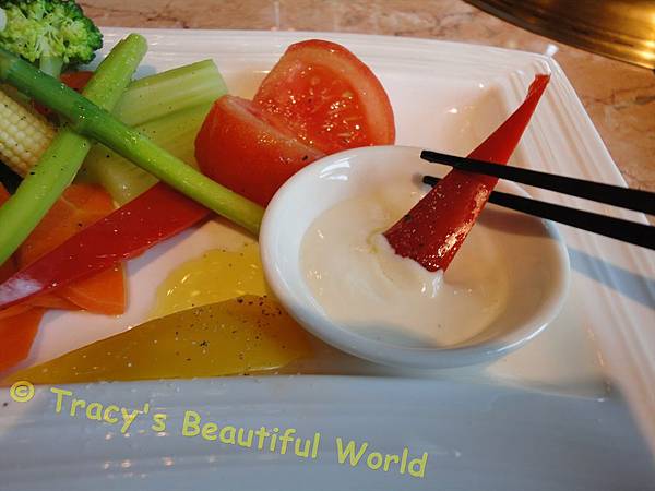 溫野菜佐起司醬 2