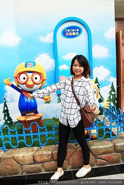 2013韩国跟团。Day3乐天世界-游乐园的大宝岛