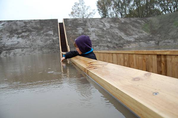 Stef inside the bridge.JPG Stef inside the bridge.JPG