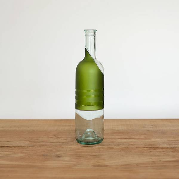 Pure-Bottle01 Pure-Bottle01