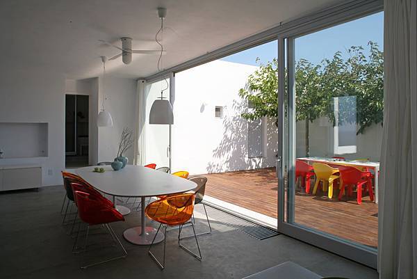 dining and courtyard 2 dining and courtyard 2