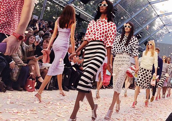 WW_SS14_SHOW_AMBIENT_1.jpg WW_SS14_SHOW_AMBIENT_1.jpg