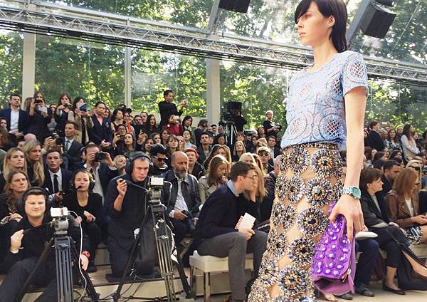 WW_SS14_SHOW_DEVICE_13_FB.jpg WW_SS14_SHOW_DEVICE_13_FB.jpg
